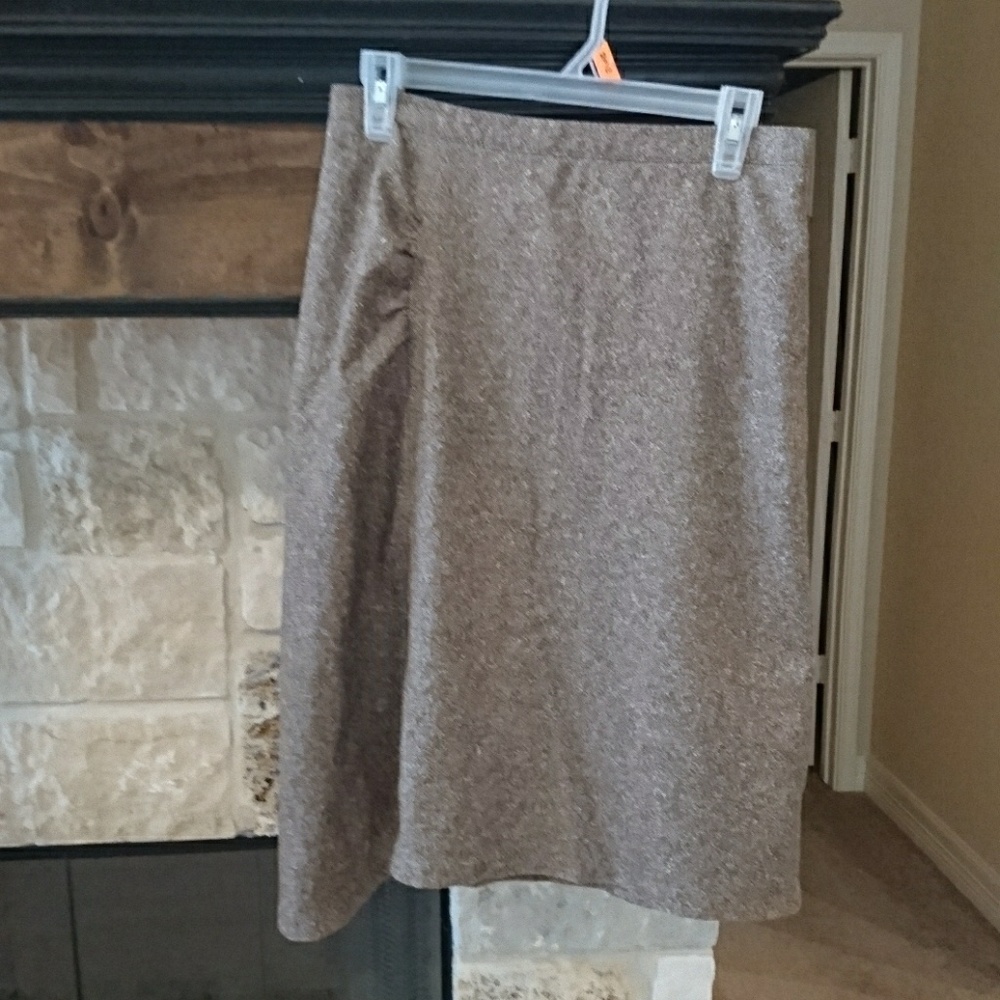 Banana Republic wool / laine fully lined skirt